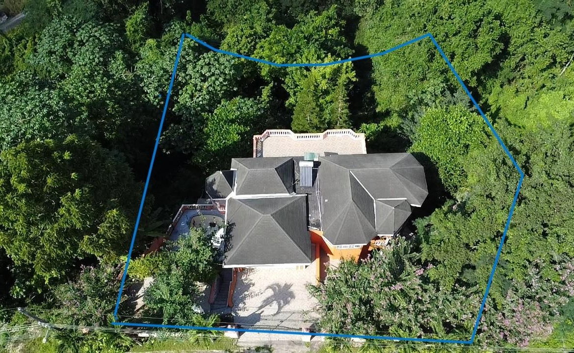 Third image of 4 Woodland Grove in Red Hills, St. Andrew, Jamaica - property is For Sale