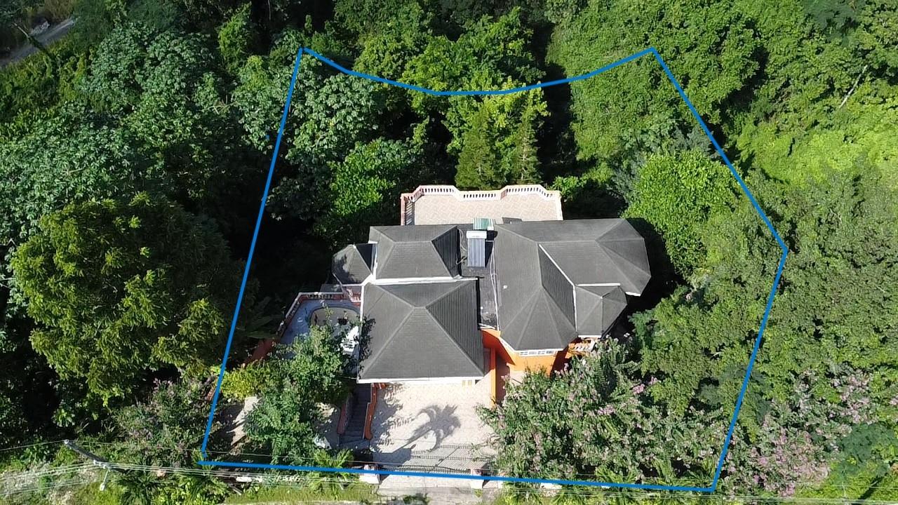 Third image of 4 Woodland Grove in Red Hills, St. Andrew, Jamaica - property is For Sale