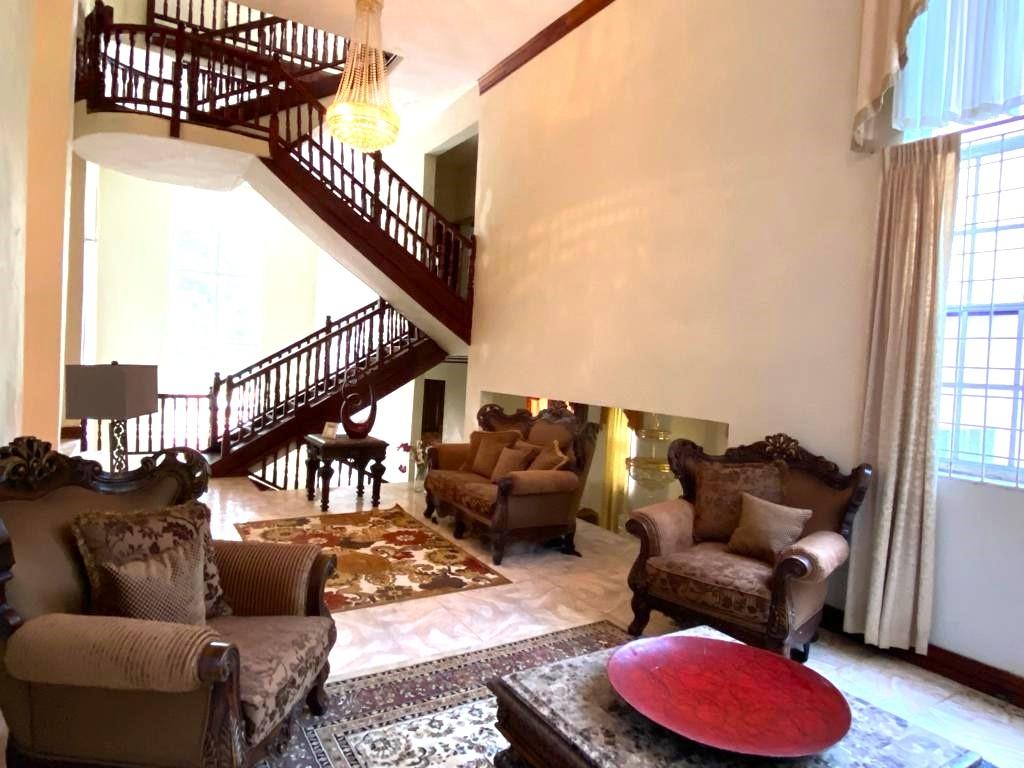 Eighth image of 4 Woodland Grove in Red Hills, St. Andrew, Jamaica - property is For Sale