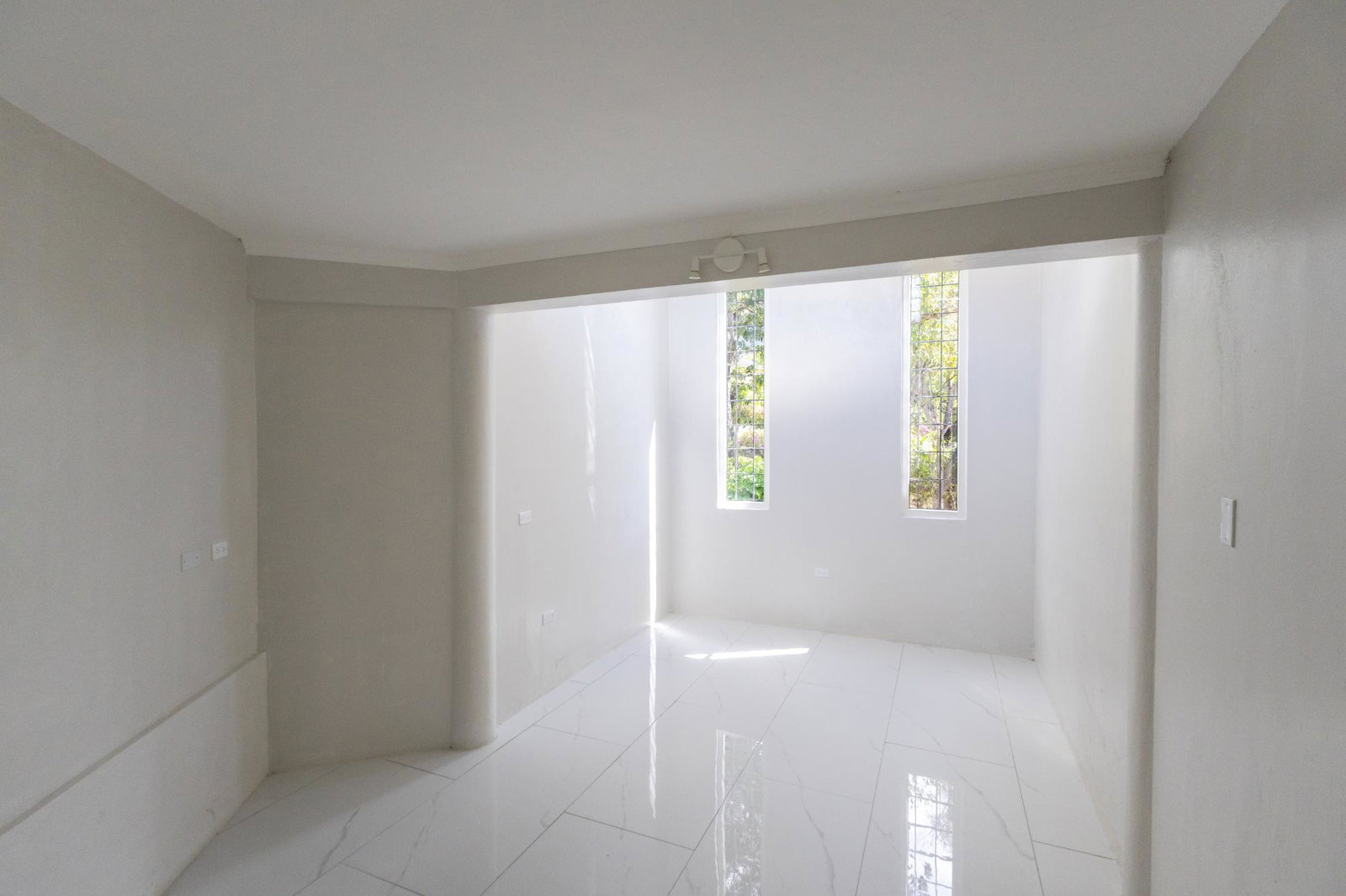 Luxury-5-Bedroom-Home-for-Sale-in-St.-Andrew-Jamaica Sixteenth image of 15 Temple Meade in Kingston 6, St. Andrew, Jamaica - property is For Sale