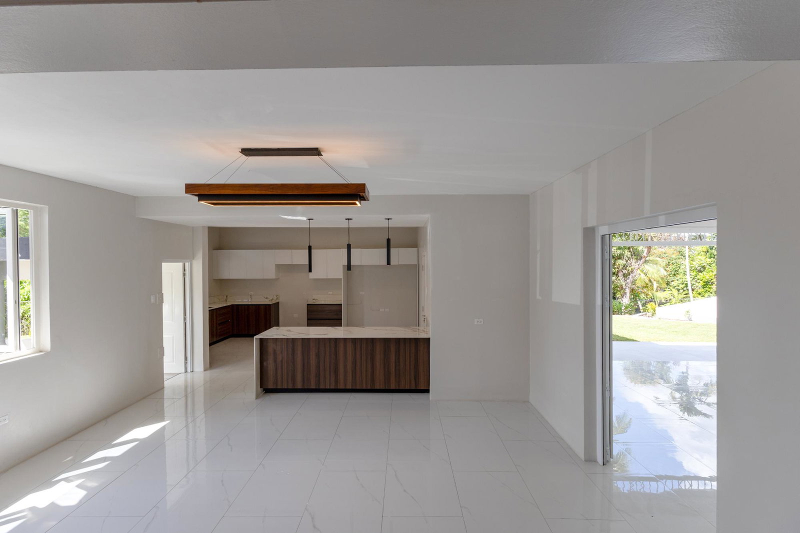 Luxury-5-Bedroom-Home-for-Sale-in-St.-Andrew-Jamaica Seventh image of 15 Temple Meade in Kingston 6, St. Andrew, Jamaica - property is For Sale