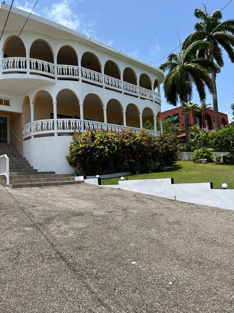 Luxury-5-Bedroom-House-for-Sale-in-Mango-Walk-Montego-Bay Second image of 10 Mavis Craig Ave Mango Wal in Montego Bay, St. James, Jamaica - property is For Sale