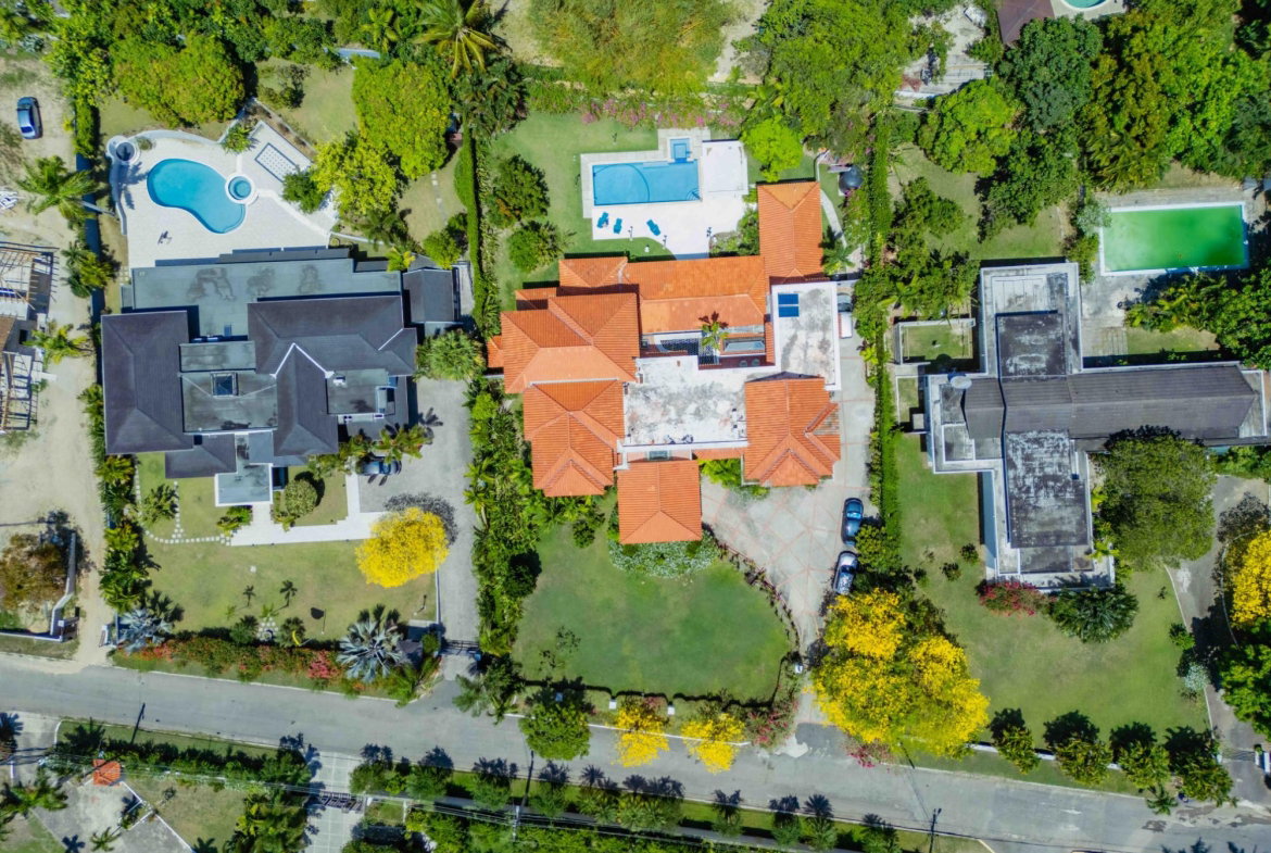 Eleventh image of Hyperion Avenue in Kingston 6, St. Andrew, Jamaica - property is For Sale