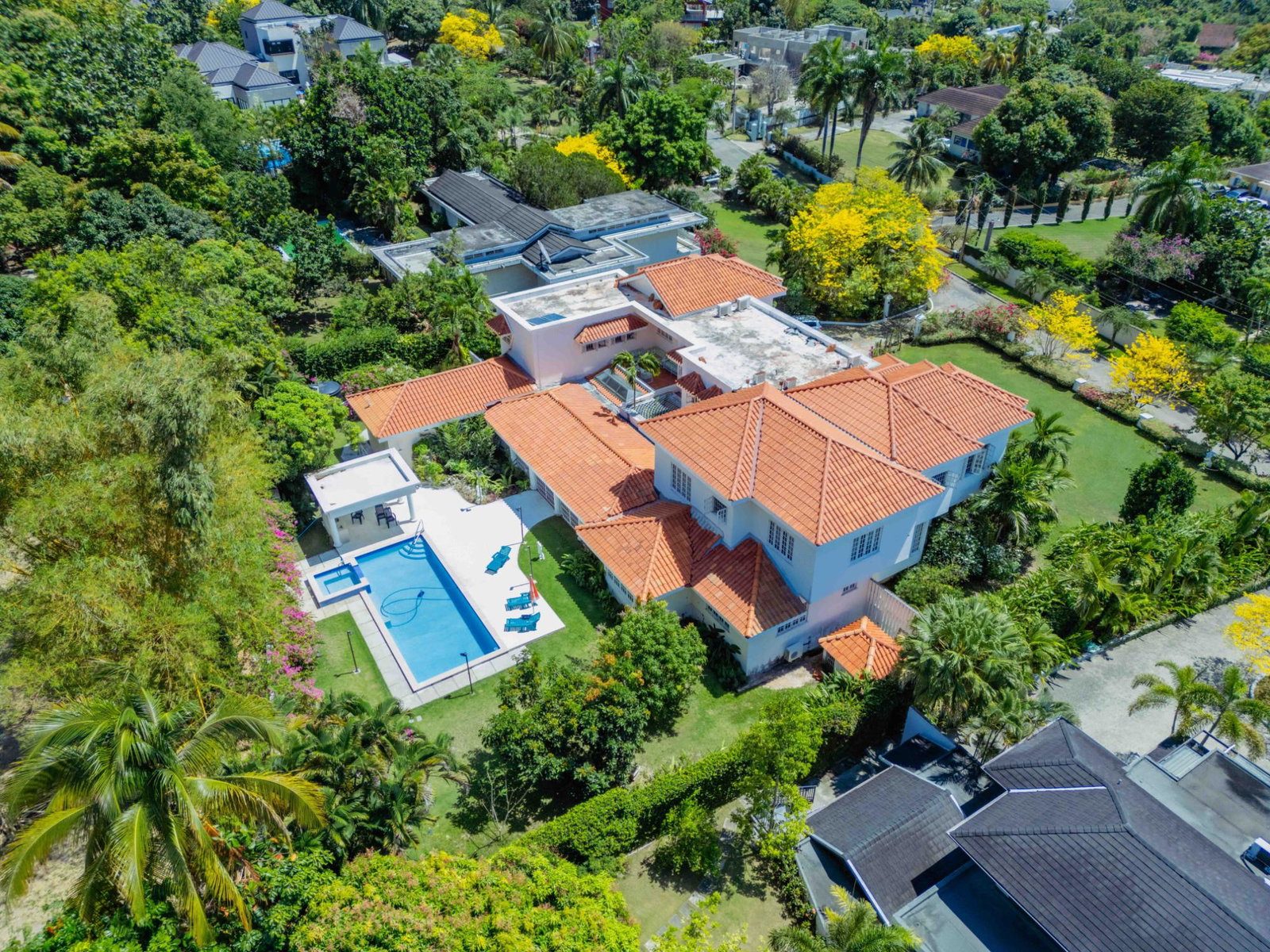 Luxury-6-Bedroom-Home-for-Sale-in-Jacks-Hill-Jamaica Twelfth image of Hyperion Avenue in Kingston 6, St. Andrew, Jamaica - property is For Sale