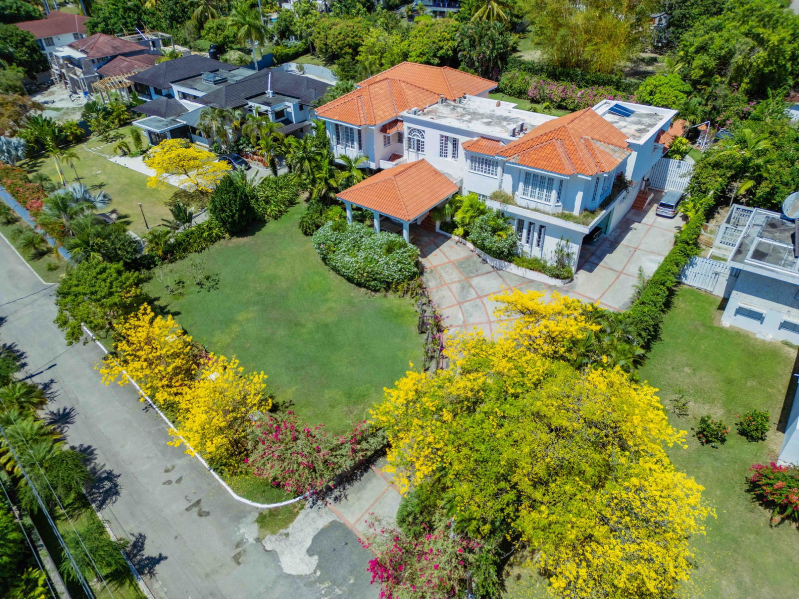 Luxury-6-Bedroom-Home-for-Sale-in-Jacks-Hill-Jamaica Eighth image of Hyperion Avenue in Kingston 6, St. Andrew, Jamaica - property is For Sale