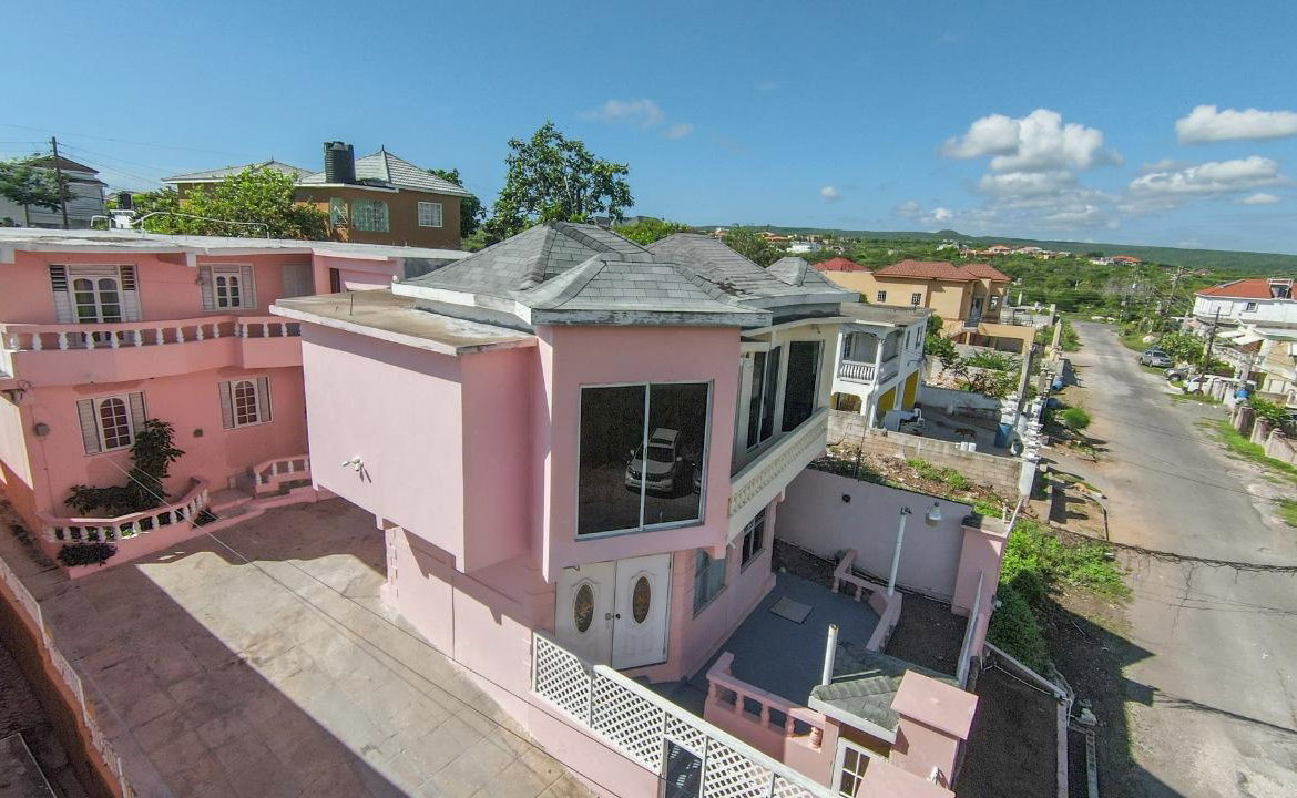 Seventeenth image of 110 Blue Lagoon Avenue in Hellshire Heights, St. Catherine, Jamaica - property is For Sale