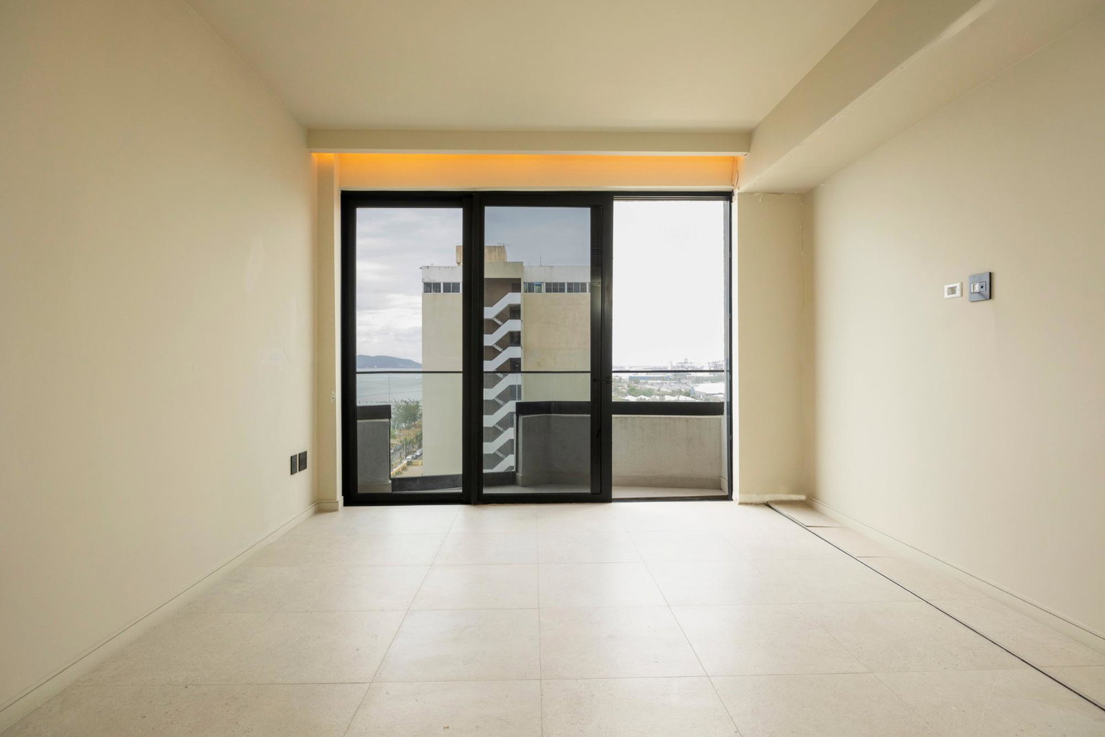 Luxury-Apartment-for-Rent-at-The-ROK-in-Kingston Twelfth image of 1203-2-4 King Street in Kingston 1, Kingston, Jamaica - property is For Rent