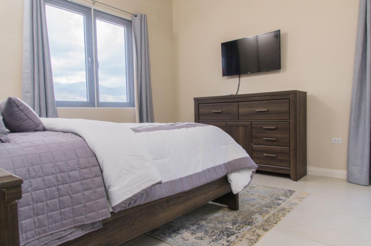 Luxury-Apartment-for-Rent-in-New-Kingston-The-Hampshire Twelfth image of 6 Comlin Bank Road in Kingston 6, St. Andrew, Jamaica - property is For Rent