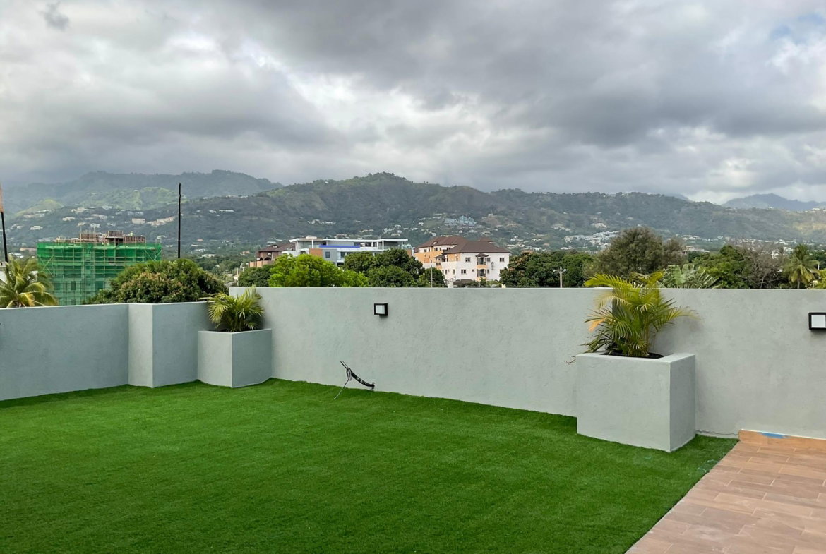 Seventeenth image of 2-17 Kings Drive in Kingston 6, St. Andrew, Jamaica - property is For Sale