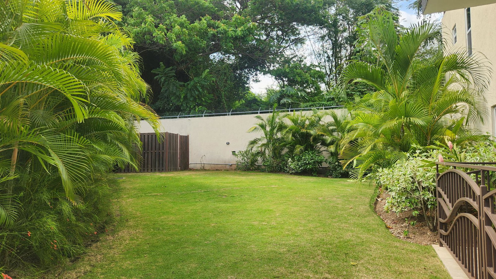 Luxury-Apartment-for-Sale-at-Joshuas-Place-Cherry-Gardens-Kingston Twenty-Fourth image of 27-12 Durie Drive, Kingston 8 in Kingston 8, St. Andrew, Jamaica - property is For Sale