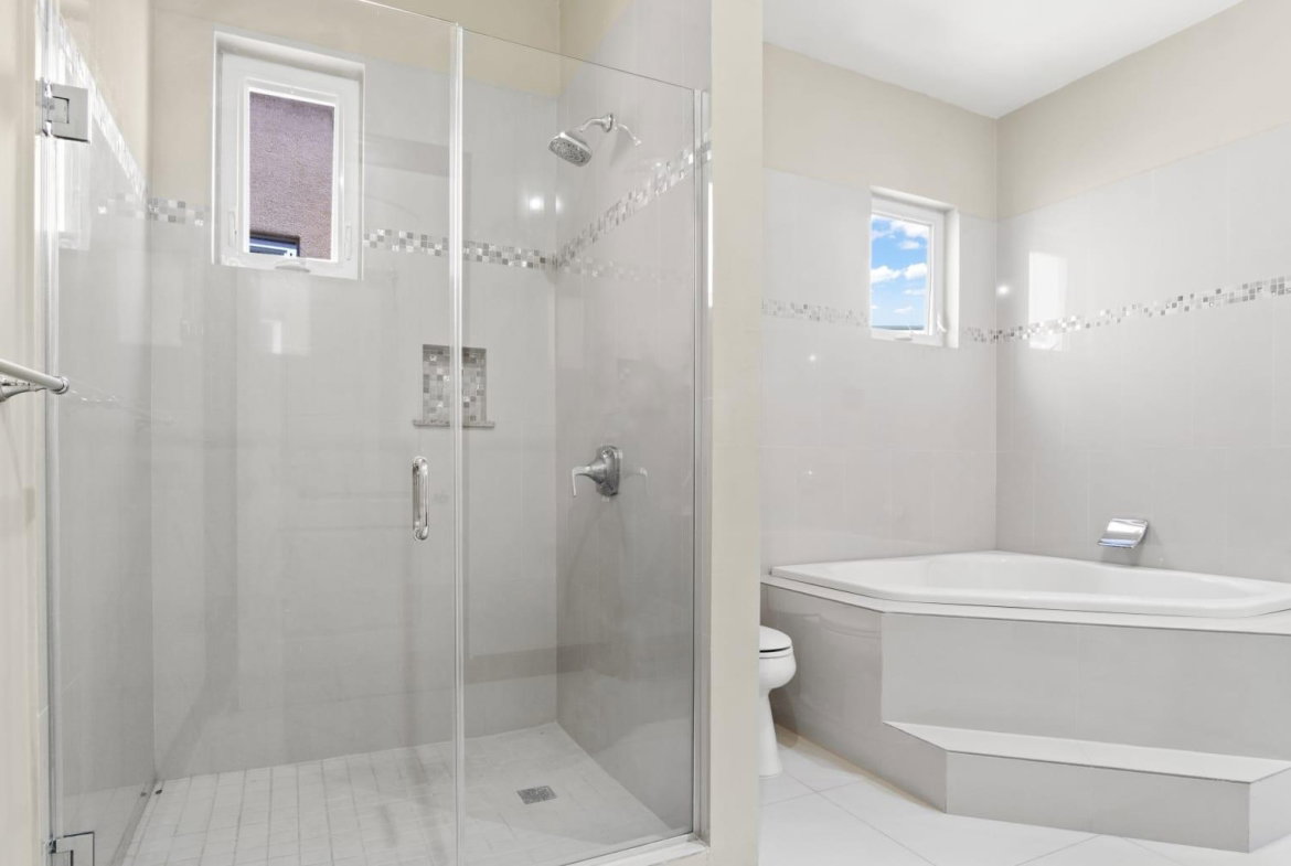 Ninth image of 22-16-18 Annette Crescent in Kingston 10, St. Andrew, Jamaica - property is For Sale