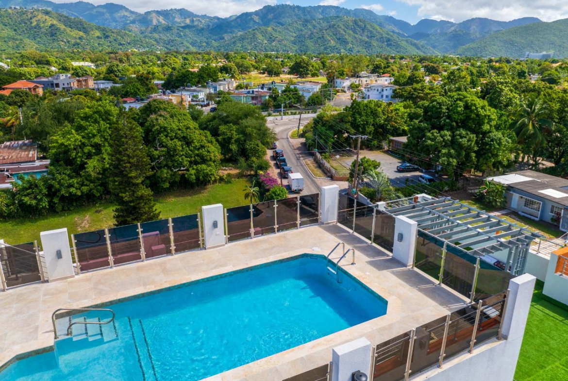 Twelfth image of 7- Liguanea, Kgn 6 in Kingston 6, St. Andrew, Jamaica - property is For Sale