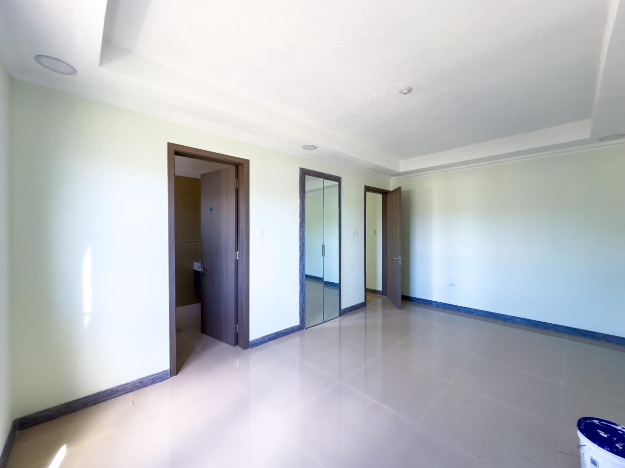 Luxury-Apartment-for-Sale-in-Kingston-6-Modern-Masterpiece Sixth image of 8- Liguanea, Kgn 6 in Kingston 6, St. Andrew, Jamaica - property is For Sale