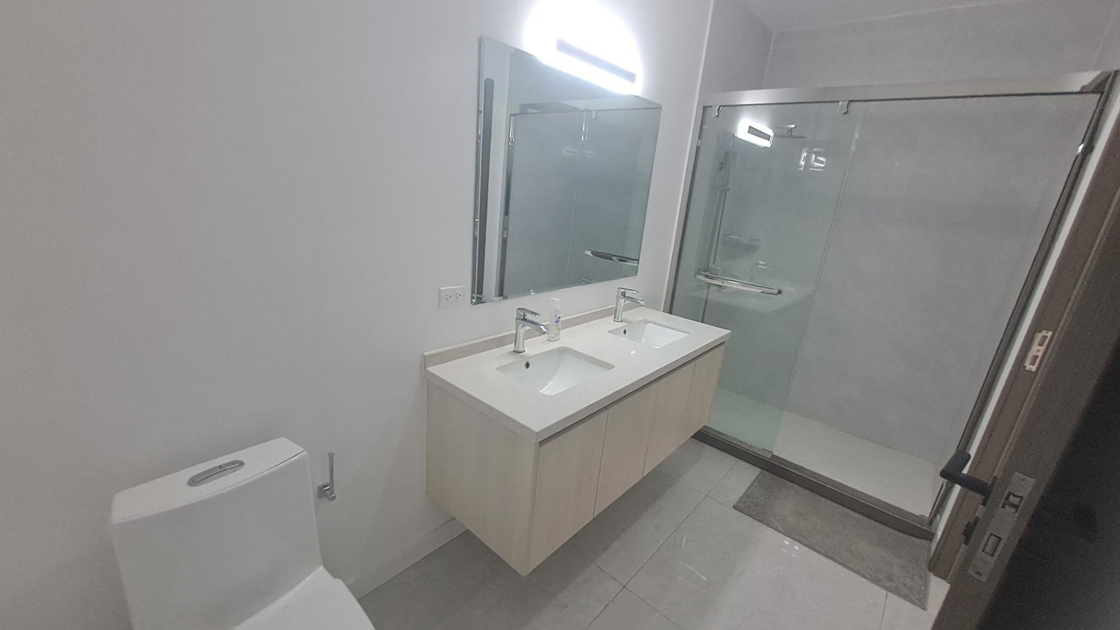 Sixteenth image of 203-30 Wellington Drive in Kingston 6, St. Andrew, Jamaica - property is For Sale