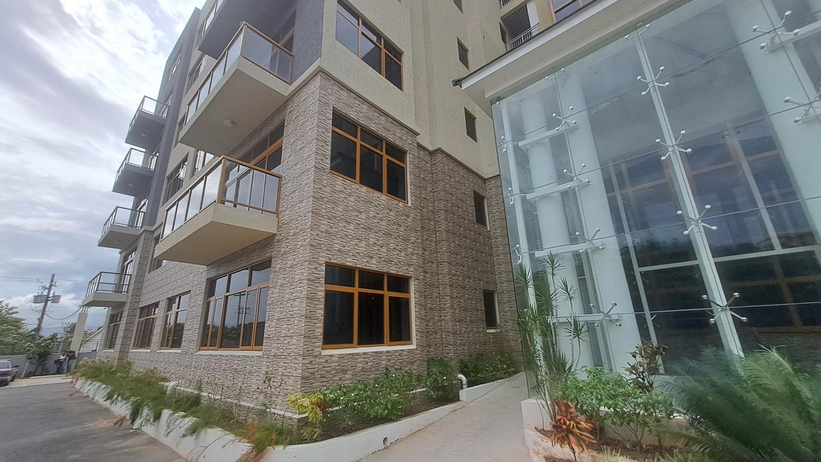 Twenty-Seventh image of 203-30 Wellington Drive in Kingston 6, St. Andrew, Jamaica - property is For Sale