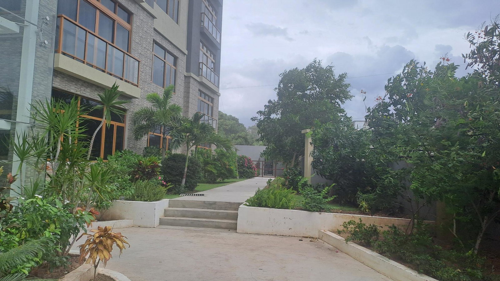 Twenty-Eighth image of 203-30 Wellington Drive in Kingston 6, St. Andrew, Jamaica - property is For Sale