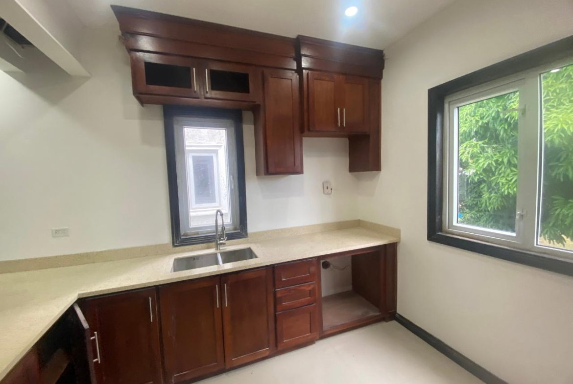 Seventh image of 8-5 Park Avenue in Havendale, St. Andrew, Jamaica - property is For Sale