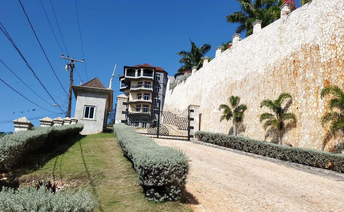 Sixteenth image of Apt #16- Stanmore, Red Hills St. a in Red Hills, St. Andrew, Jamaica - property is For Sale