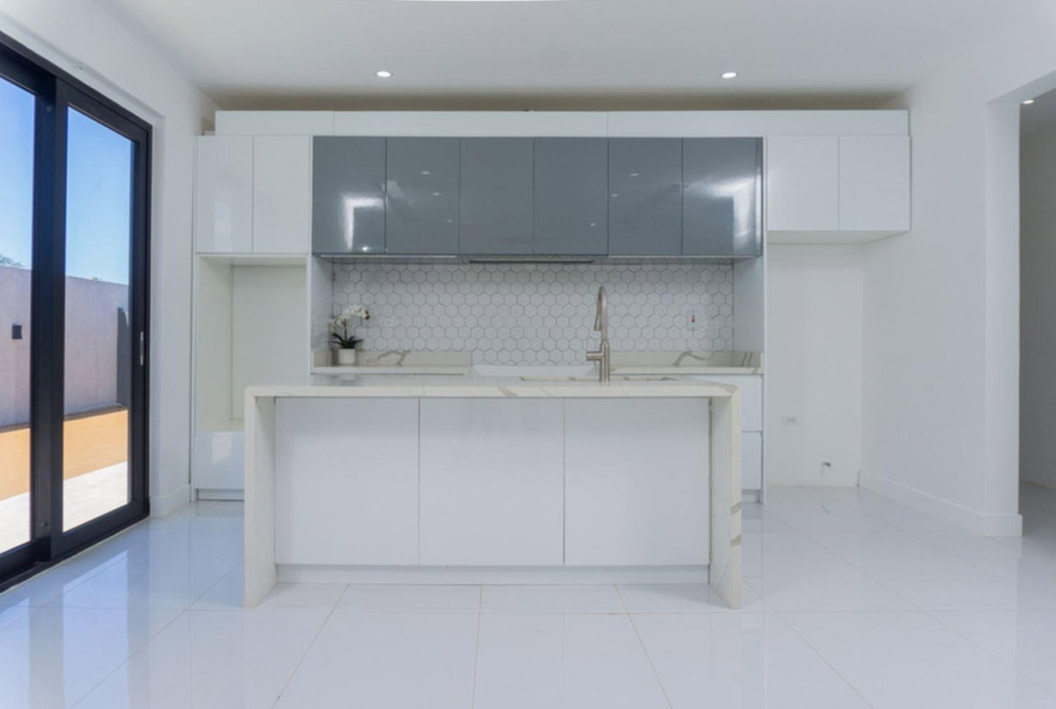 Thirteenth image of 15-42 Queens Crescent Drive, di in Discovery Bay, St. Ann, Jamaica - property is For Sale
