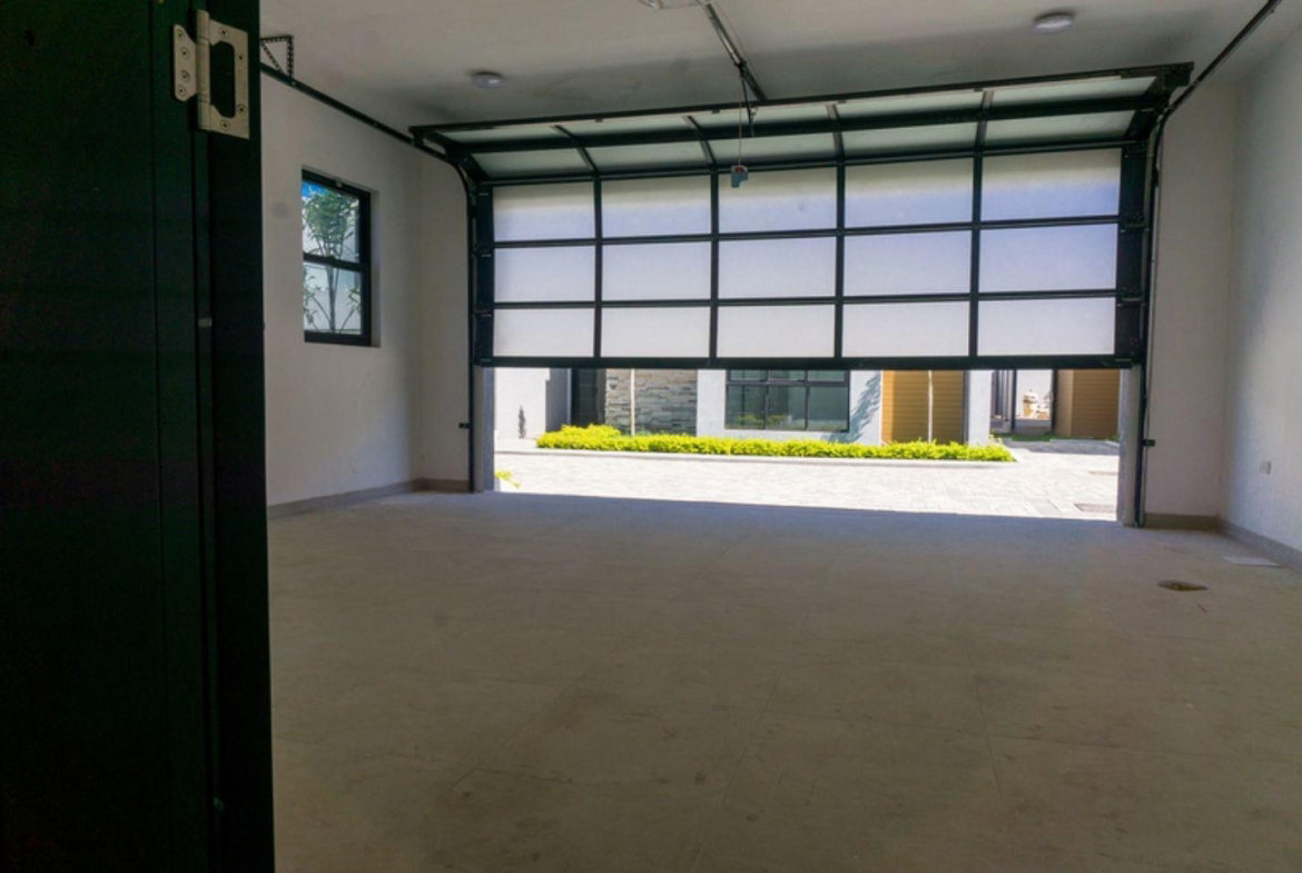 Twenty-Eighth image of 15-42 Queens Crescent Drive, di in Discovery Bay, St. Ann, Jamaica - property is For Sale