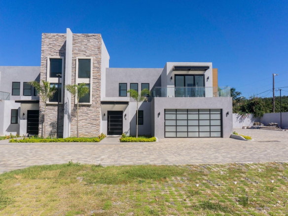 First image of 15-42 Queens Crescent Drive, di in Discovery Bay, St. Ann, Jamaica - property is For Sale