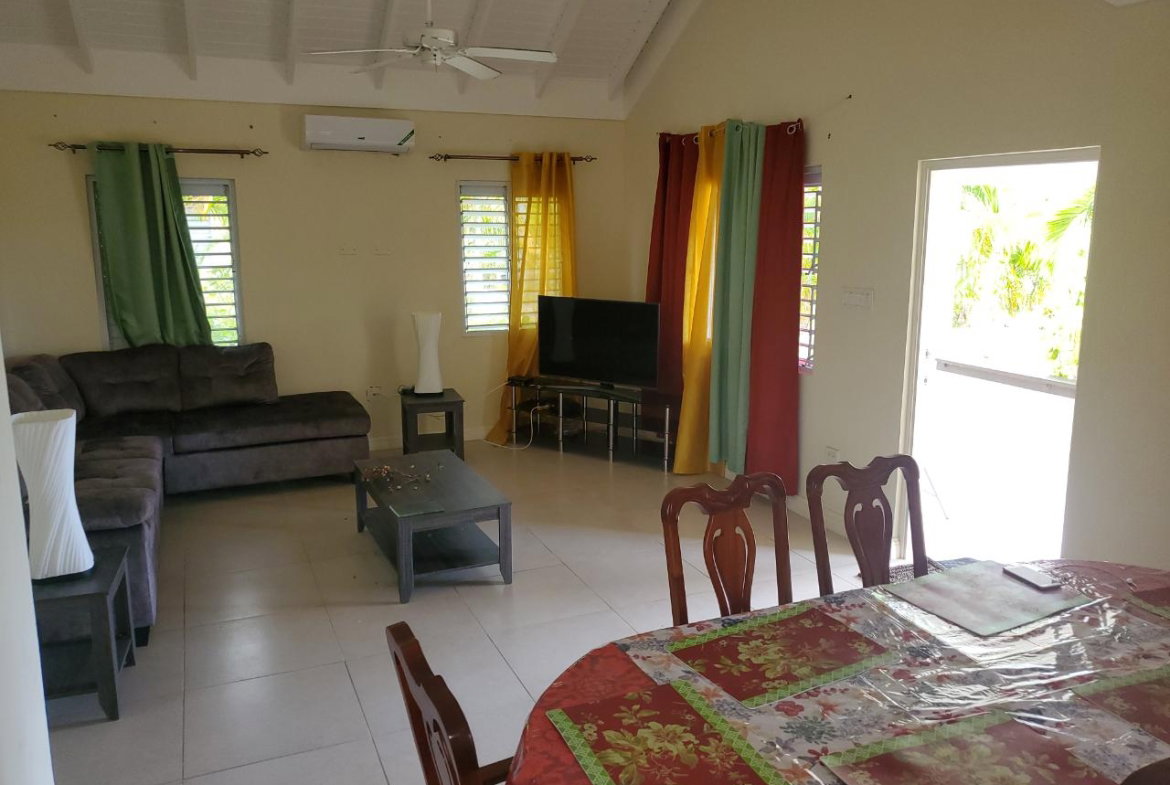 Sixth image of 562 Cool Shades, Richmond e in Laughlands, St. Ann, Jamaica - property is For Rent