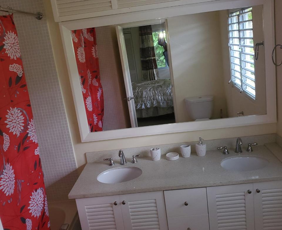 Ninth image of 562 Cool Shades, Richmond e in Laughlands, St. Ann, Jamaica - property is For Rent
