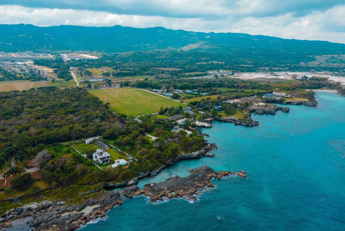 Fourth image of Chukka Cove in Richmond, St. Ann, Jamaica - property is For Sale
