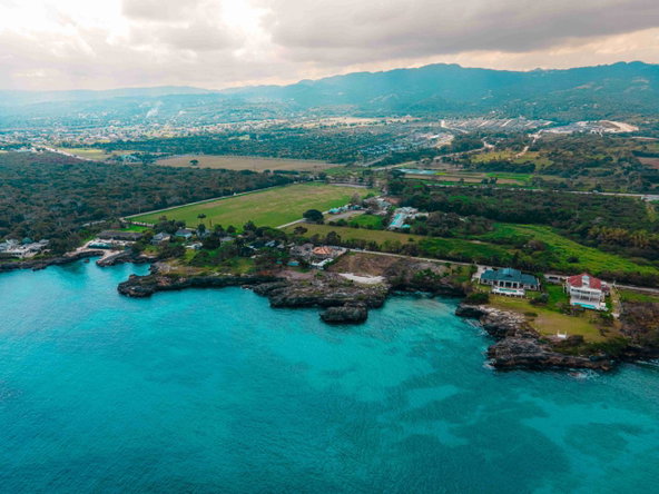 Fifth image of Chukka Cove in Richmond, St. Ann, Jamaica - property is For Sale