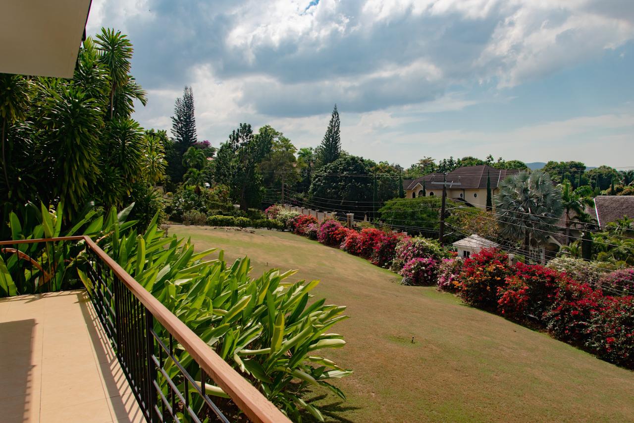 Fifth image of 11-13 Bracknell Avenue in Kingston 6, St. Andrew, Jamaica - property is For Sale