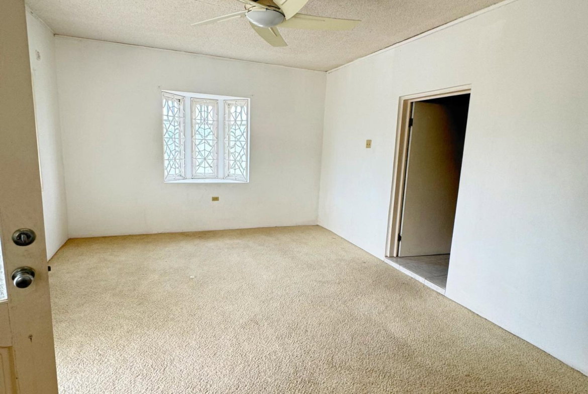 Eleventh image of 18 Jackson Street in May Pen, Clarendon, Jamaica - property is For Rent