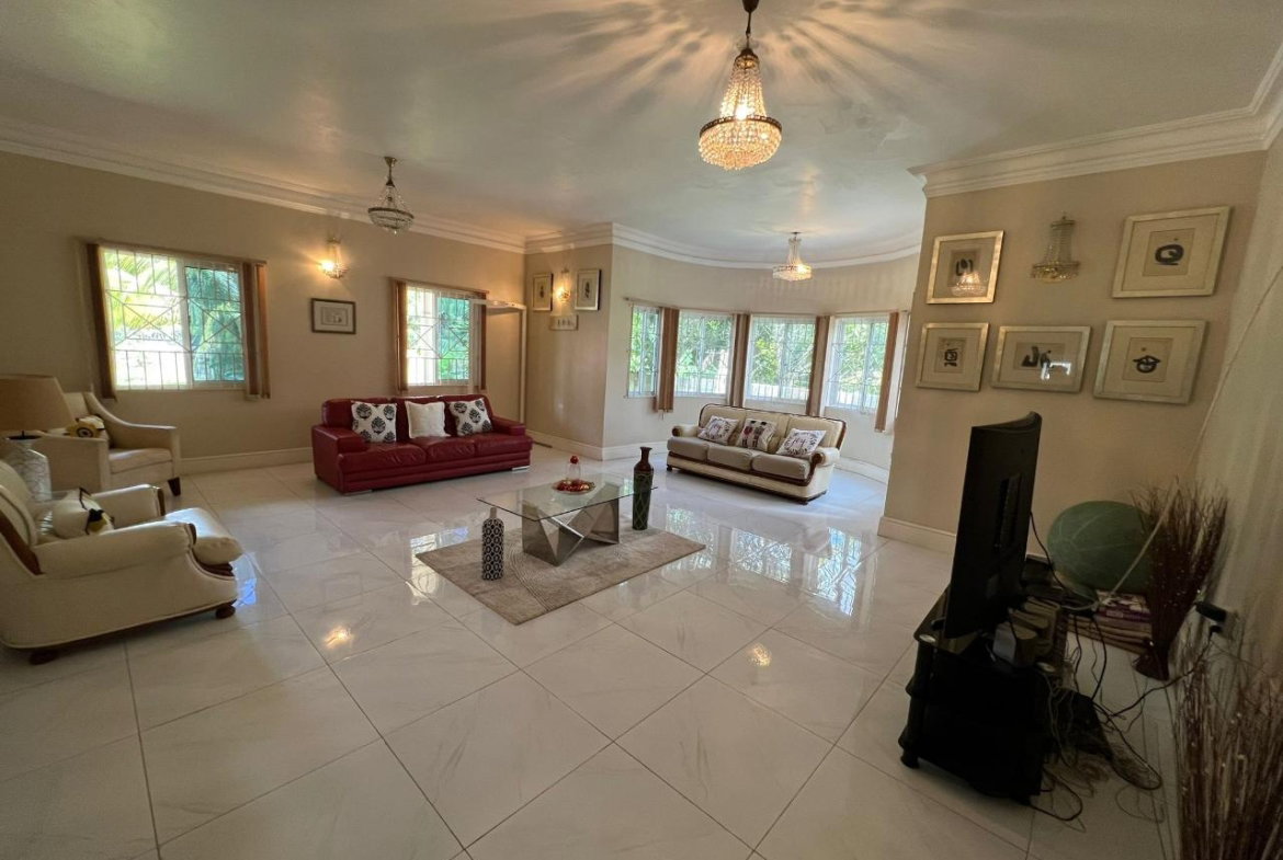 Eleventh image of Mandevill, Ingleside, Man in Mandeville, Manchester, Jamaica - property is For Sale