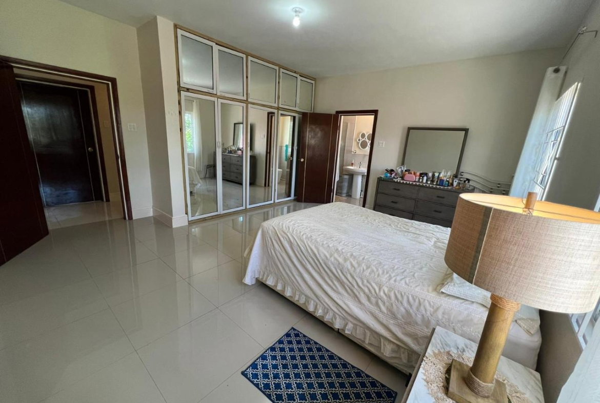 Eighteenth image of Mandevill, Ingleside, Man in Mandeville, Manchester, Jamaica - property is For Sale