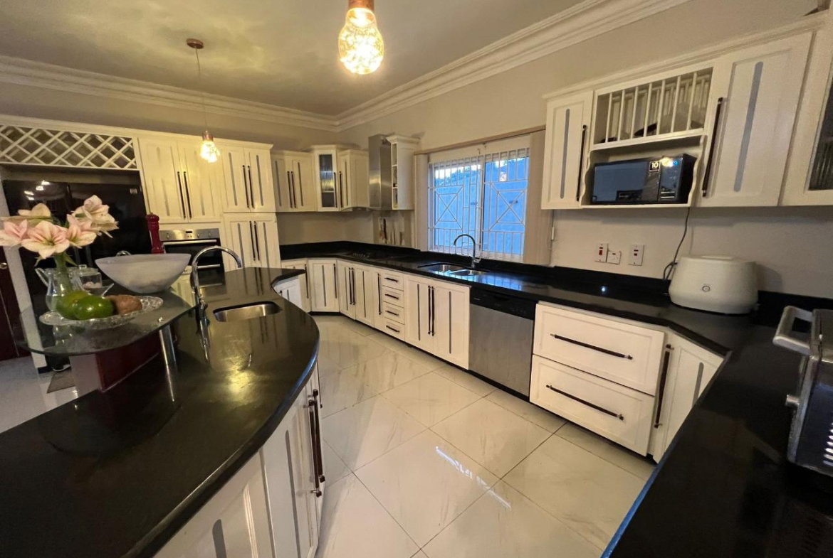 Twenty-Fifth image of Mandevill, Ingleside, Man in Mandeville, Manchester, Jamaica - property is For Sale