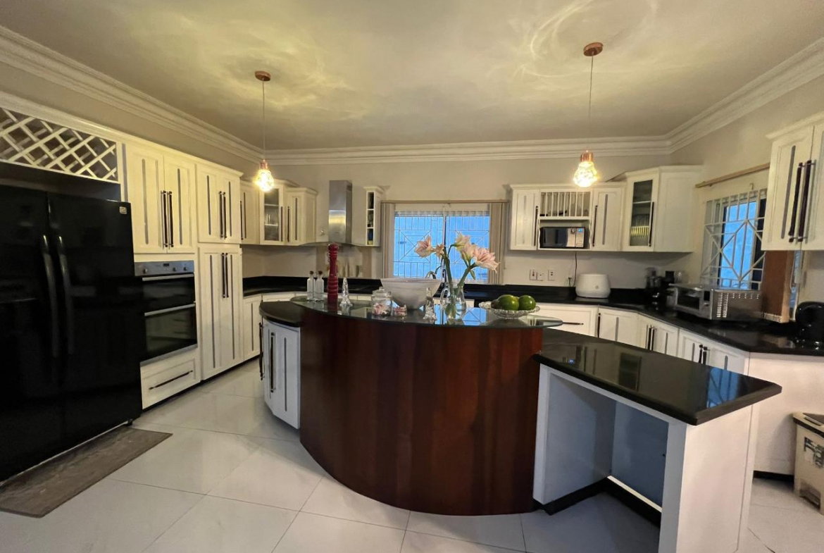 Twenty-Seventh image of Mandevill, Ingleside, Man in Mandeville, Manchester, Jamaica - property is For Sale