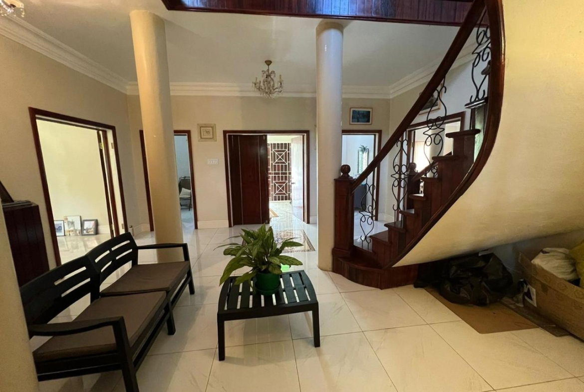 Eighth image of Mandevill, Ingleside, Man in Mandeville, Manchester, Jamaica - property is For Sale