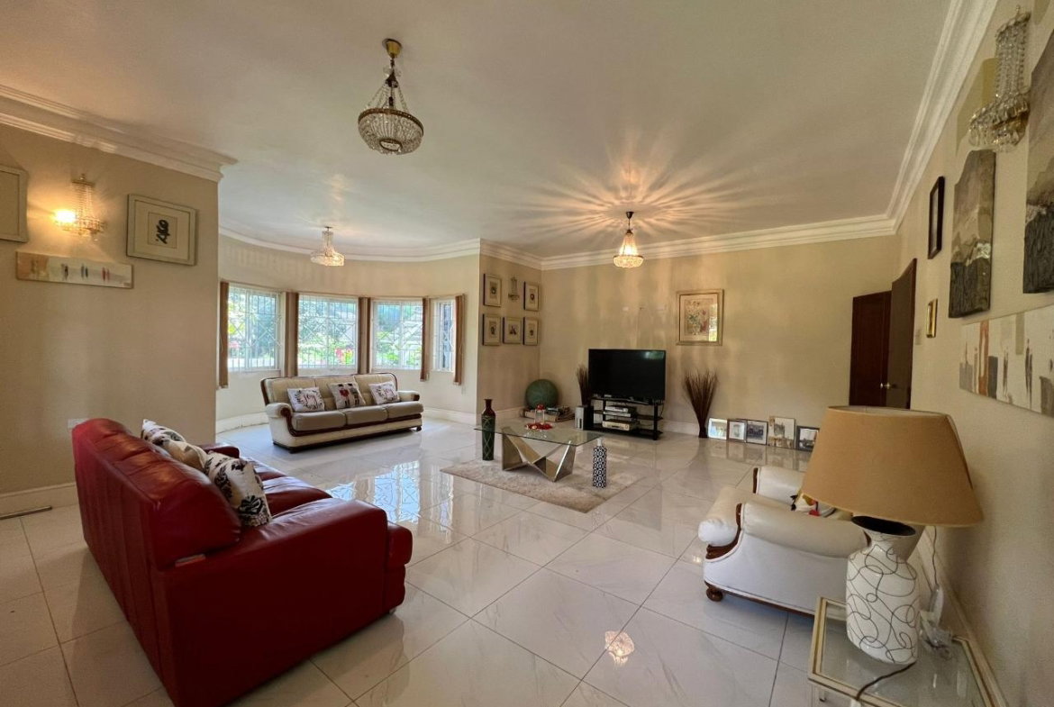 Tenth image of Mandevill, Ingleside, Man in Mandeville, Manchester, Jamaica - property is For Sale