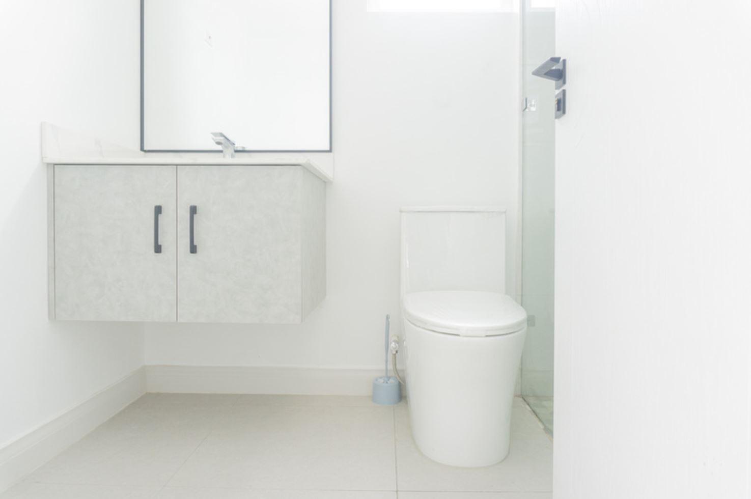 Seventeenth image of 208-44 Waterloo Road, Kingston 8 in Kingston 8, St. Andrew, Jamaica - property is For Sale