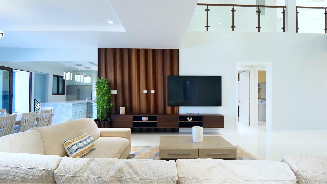 Luxury-Oceanfront-Villa-for-Sale-in-Jamaica-Beach-Tower-Isle Ninth image of 10- Jamaica Beach, Tower Isle in Jamaica Beach, St. Mary, Jamaica - property is For Sale