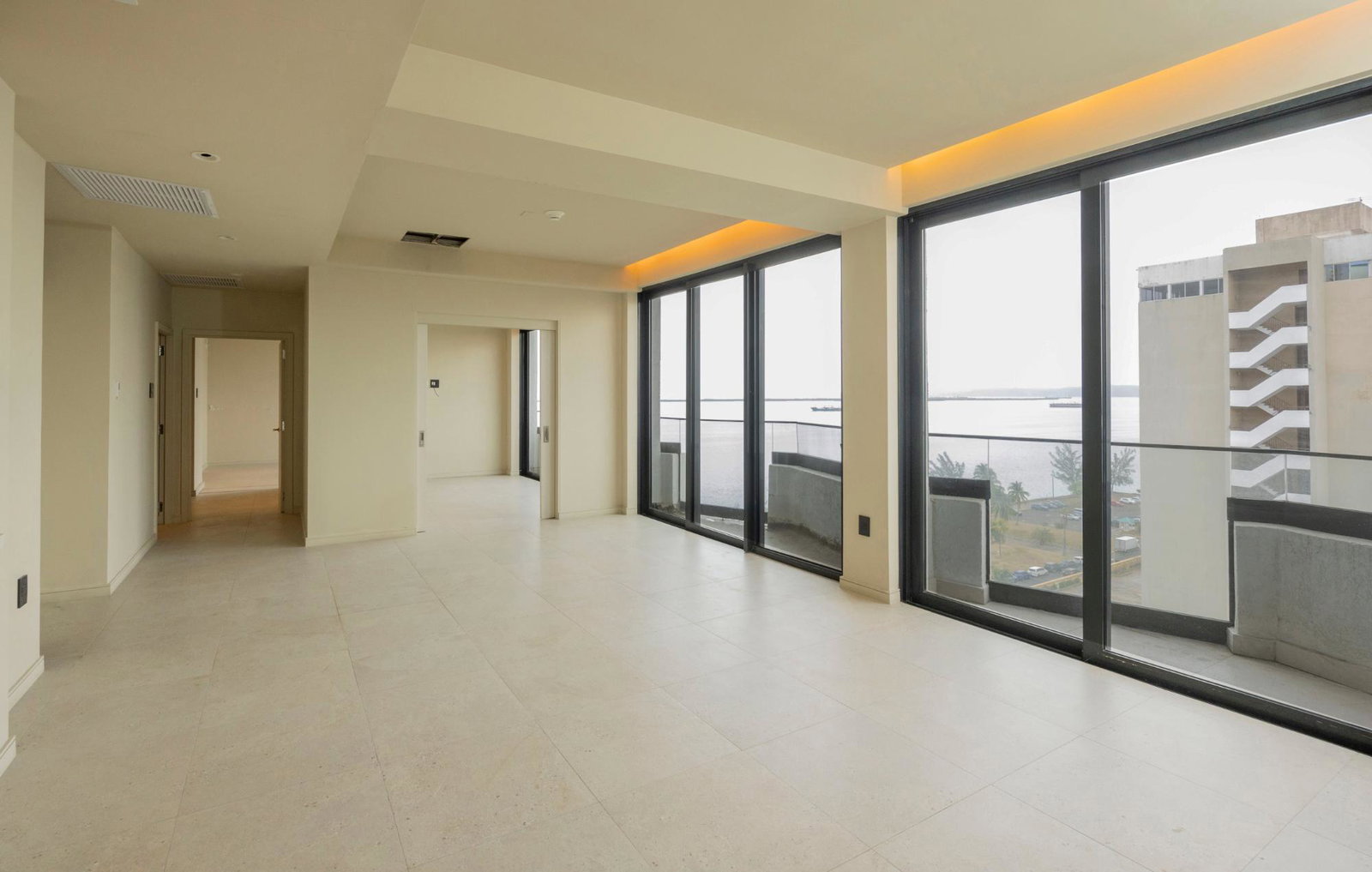 Second image of 1204-2-4 King Street in Kingston 1, Kingston, Jamaica - property is For Rent