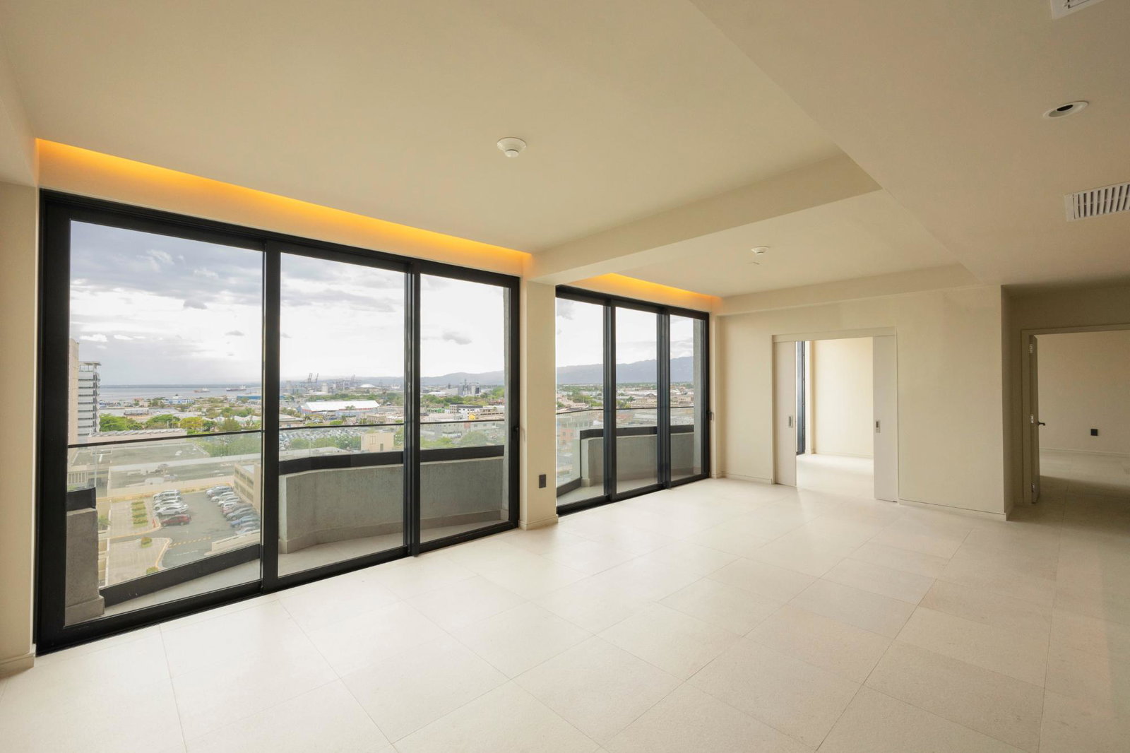 Eighteenth image of 1204-2-4 King Street in Kingston 1, Kingston, Jamaica - property is For Rent