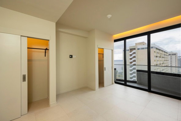 Nineteenth image of 1204-2-4 King Street in Kingston 1, Kingston, Jamaica - property is For Rent
