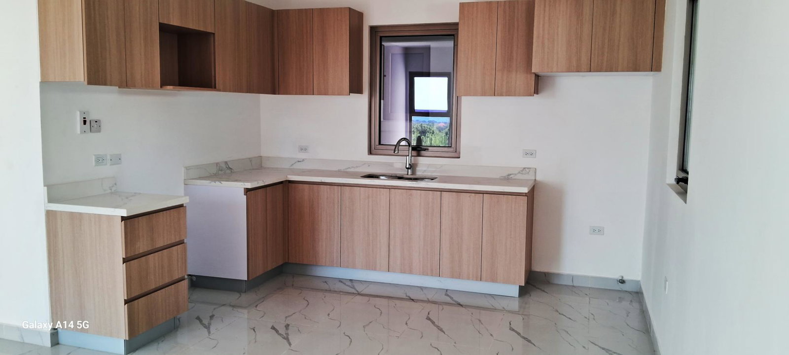 Luxury-Penthouse-Apartment-for-Sale-in-St.-Andrew-Jamaica Sixth image of Pha3-50 1/4 Deanery Road in Vineyard Town, St. Andrew, Jamaica - property is For Sale