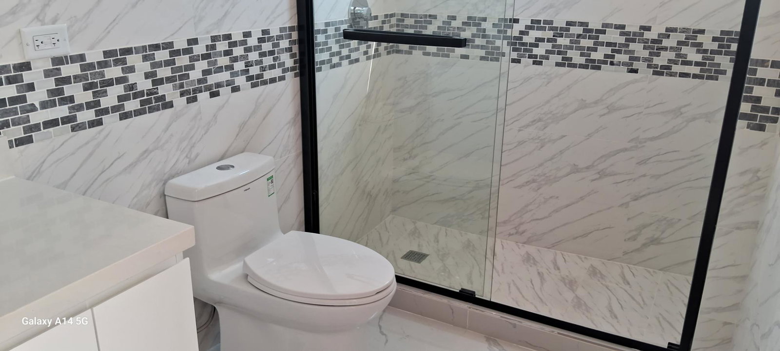 Luxury-Penthouse-Apartment-for-Sale-in-St.-Andrew-Jamaica Ninth image of Pha4-50 1/4 Deanery Road in Vineyard Town, St. Andrew, Jamaica - property is For Sale