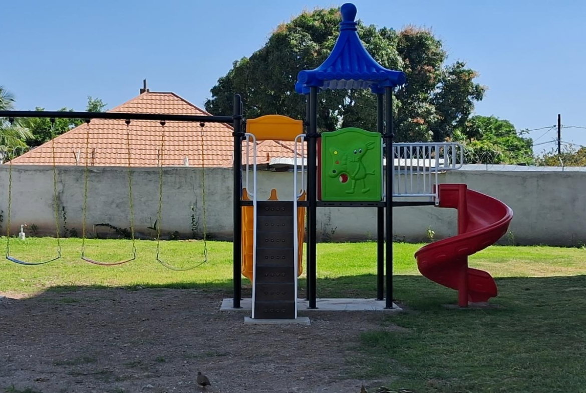 Sixteenth image of Pha4-50 1/4 Deanery Road in Vineyard Town, St. Andrew, Jamaica - property is For Sale