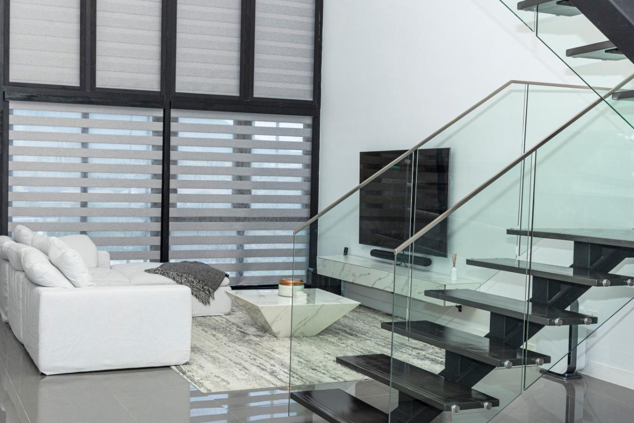 Luxury-Penthouse-Condo-for-Sale-in-St.-Andrew-4-Bed-4.5-Bath Fourth image of 401-39 Wellington Drive in Kingston 6, St. Andrew, Jamaica - property is For Sale