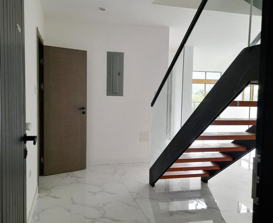 Thirteenth image of 402-30 Wellington Dr, Kingston in Kingston 6, St. Andrew, Jamaica - property is For Sale