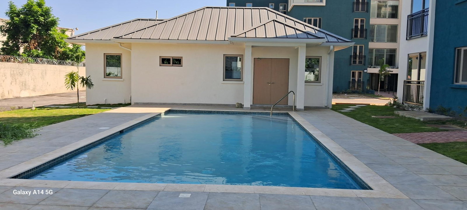 Luxury-Penthouse-Studio-Apartment-for-Sale-in-St.-Andrew-Jamaica Fourteenth image of Pha8-50 1/4 Deanery Road in Vineyard Town, St. Andrew, Jamaica - property is For Sale