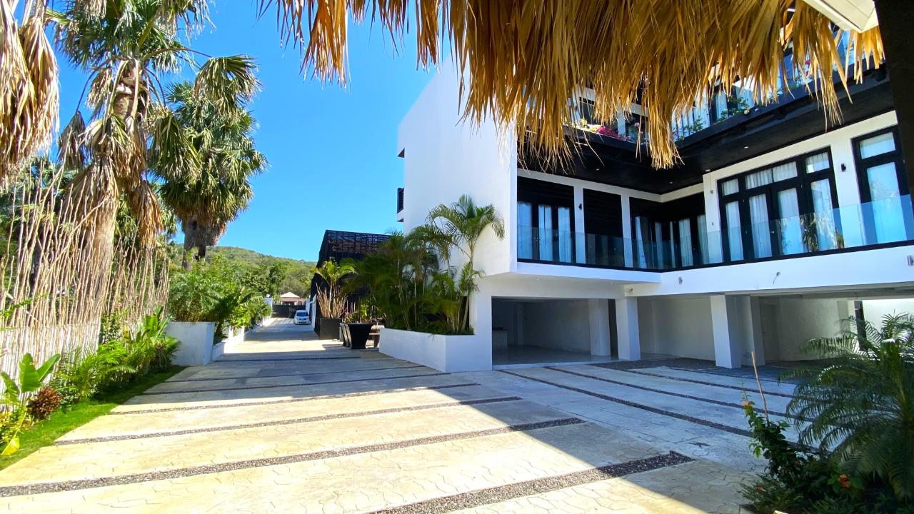 Luxury-Penthouse-Studio-for-Sale-in-Whitehouse-Jamaica-Ocean-Views-Private-Beach Twentieth image of Parkers Bay Whitehouse in WHITEHOUSE, Westmoreland, Jamaica - property is For Sale