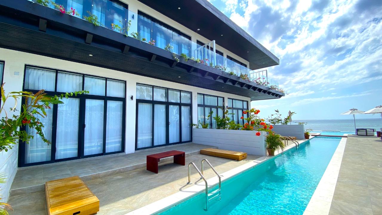 Luxury-Penthouse-Studio-for-Sale-in-Whitehouse-Jamaica-Ocean-Views-Private-Beach Seventh image of Parkers Bay Whitehouse in WHITEHOUSE, Westmoreland, Jamaica - property is For Sale